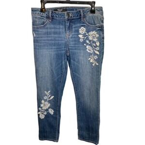 Simply Vera Wang blue embroidered denim Capris Mid Rise Size 4 EUC